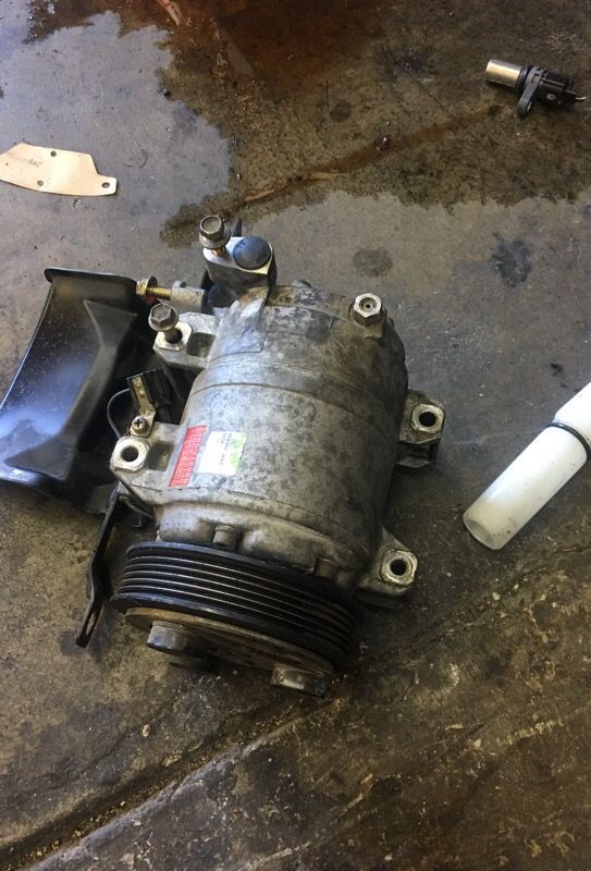 2002 to 2005 Nissan Altima 2.5 A/C compressor