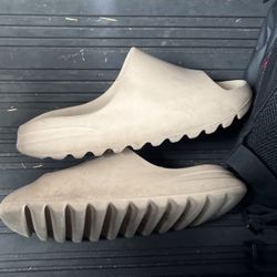 yeezy slide