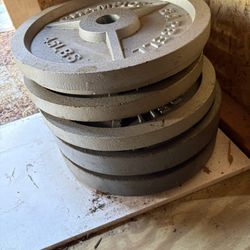 Champion Barbell Plates. 380lbs Set