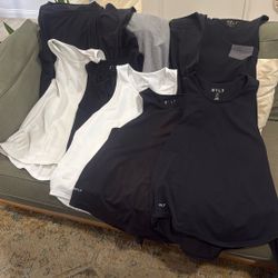 10 Bylt Tank Tops Large - Black White Grey