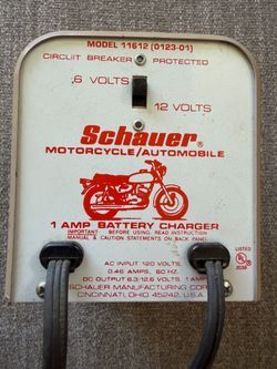 Vintage Schauer Motorcycle / Automobile 1 Amp Battery Charger 0123-01 (11612)