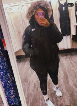 North face coat still new only worn once large