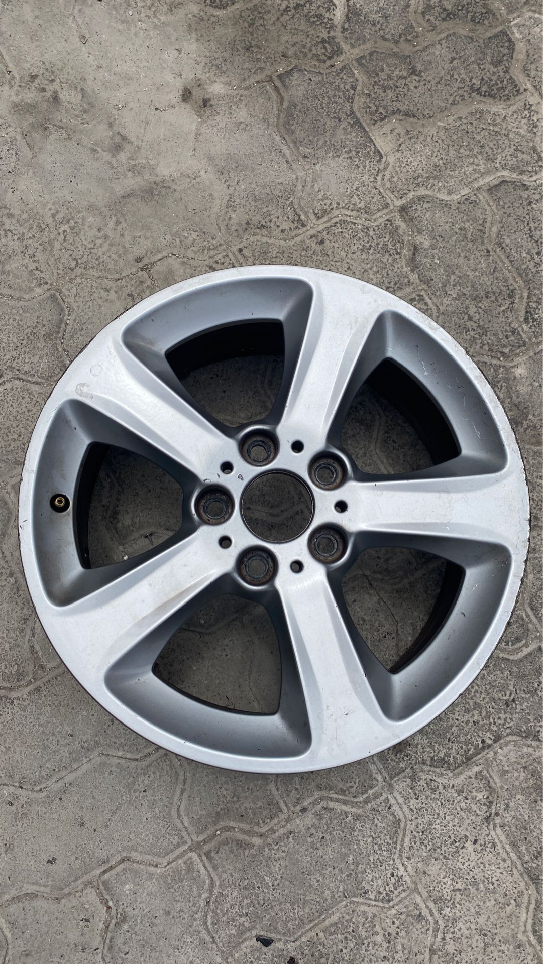 BMW E46 323 325 328 330 OEM Factory 5 Star Spoke wheel 17” X 7