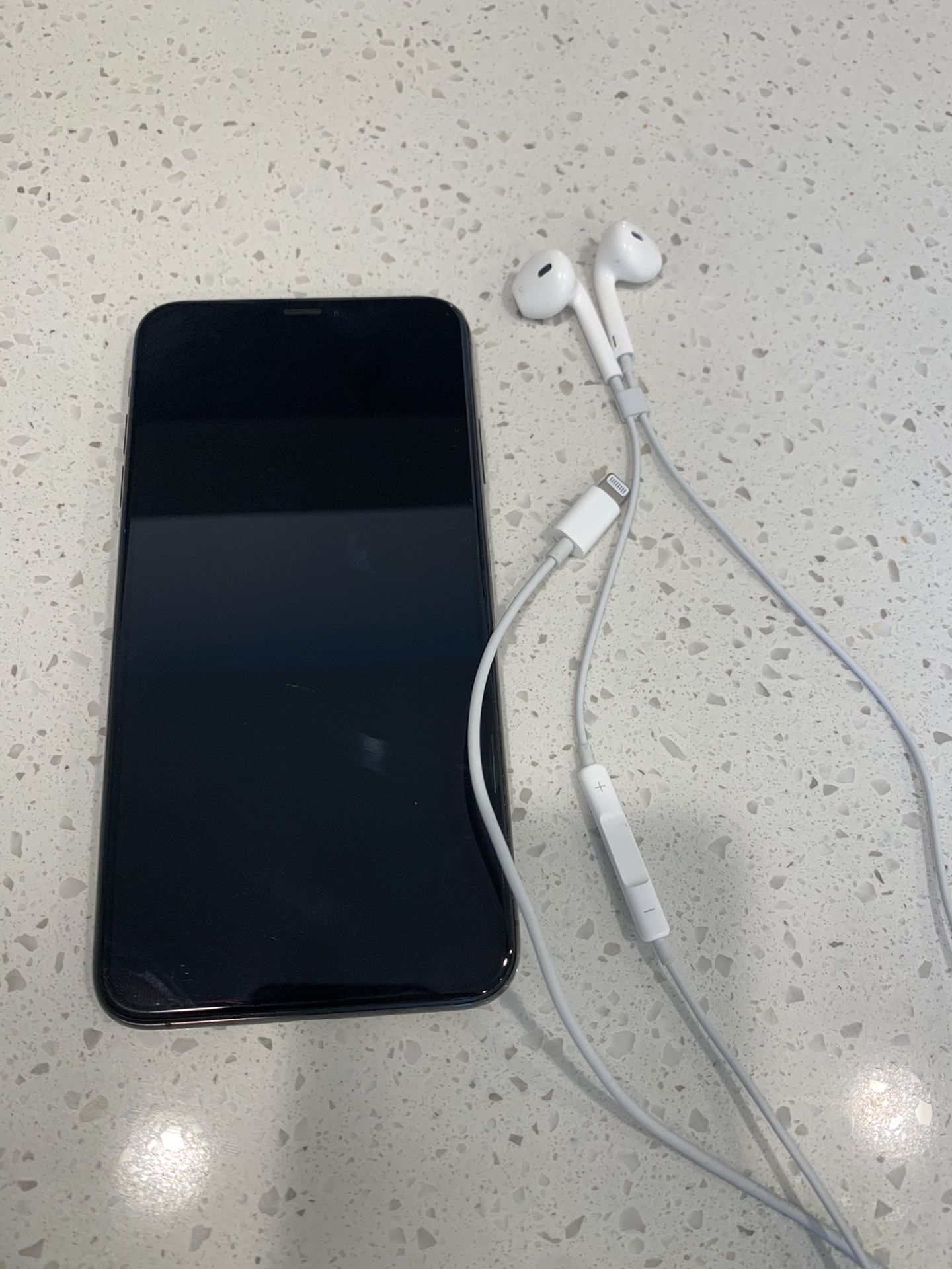 T- Mobile iPhone XS Max 64gb