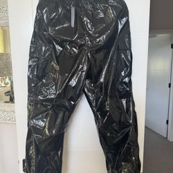 NEW WITH TAGS NikeSKIMS Shiny Nylon Cargo Pants – Obsidian Black