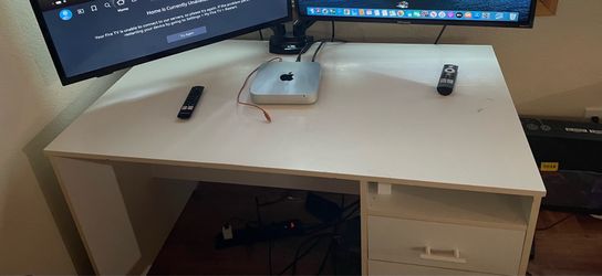 White Desk