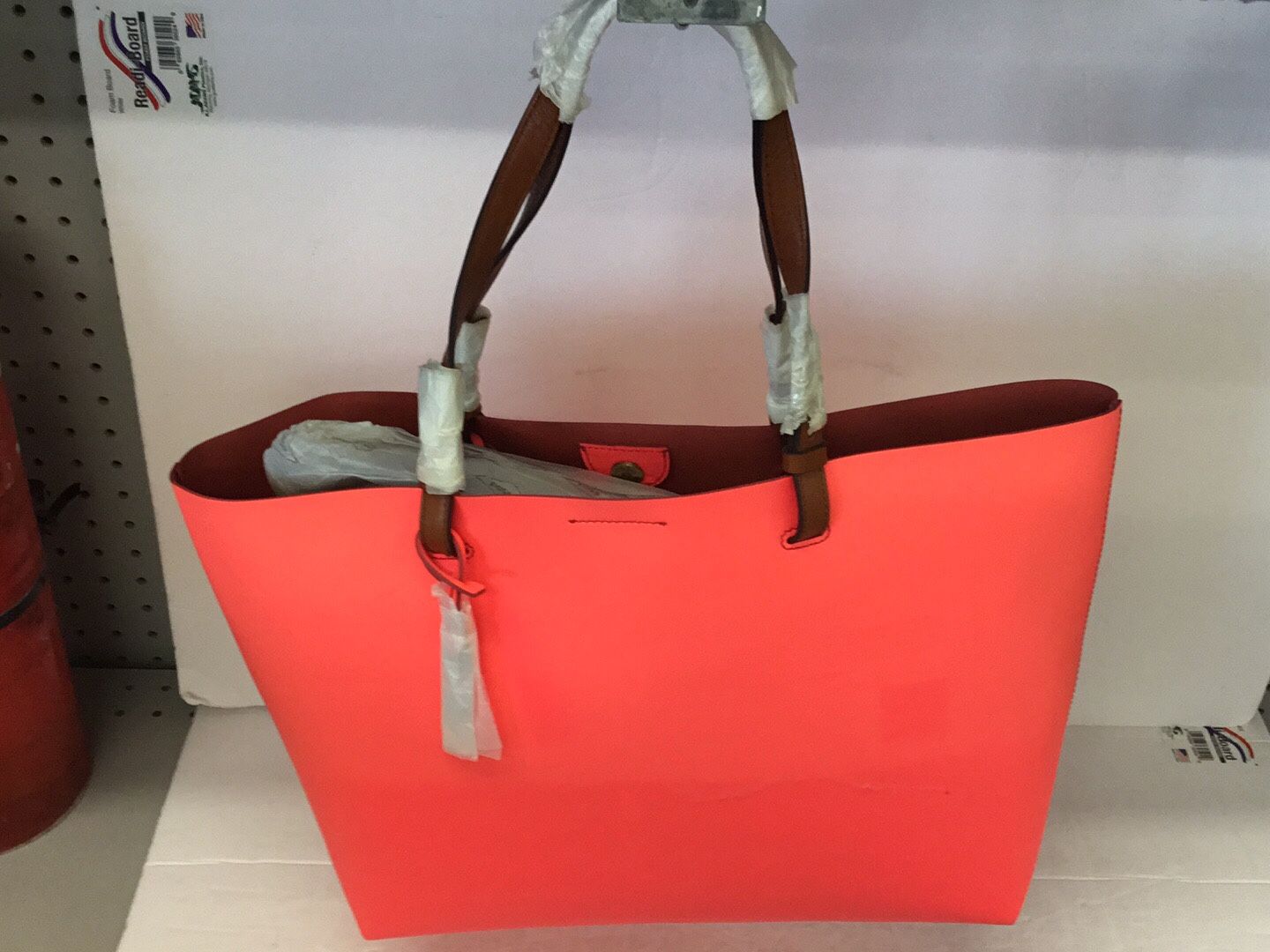 Fossil Rachel Tote Neon Coral