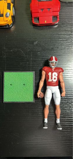 Collegiate legends football player