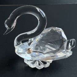 Vintage Swan crystal figurine