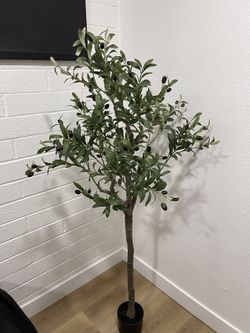 5’ Faux Olive Tree