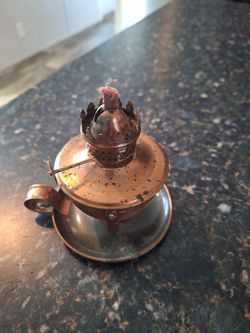 VTG Small Finger Walking Lamp Kerosene/Oil Swivel Tilting 