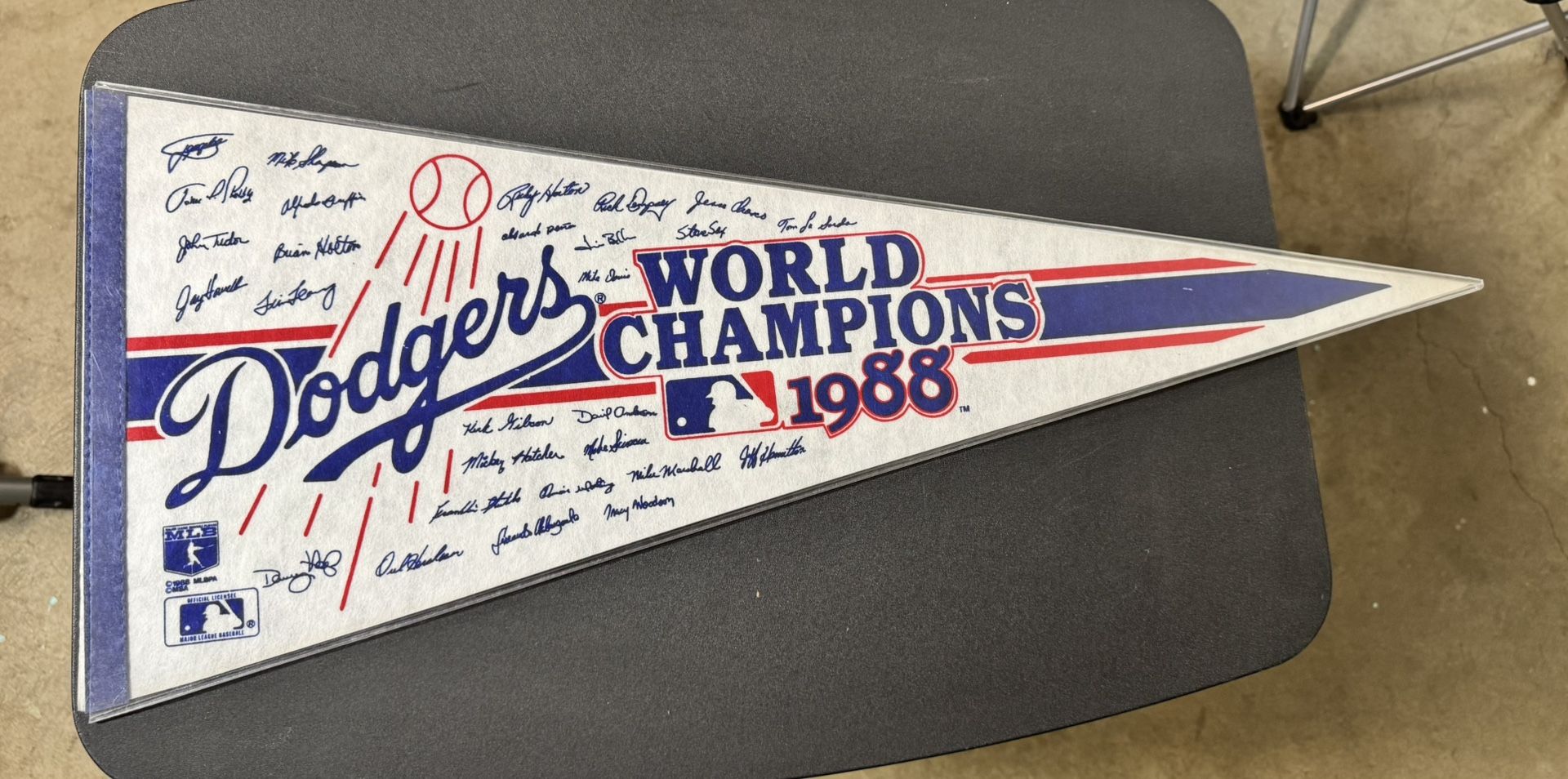 Vintage DODGERS pennants / Lot of 5