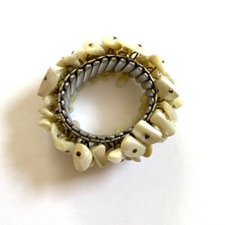 Vintage Mother Of Pearl And Metal Stretch Accordian Bracelet