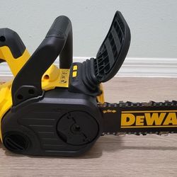 DEWALT 15 AMP 18 in. CORDED ELECTRIC CHAINSAW 