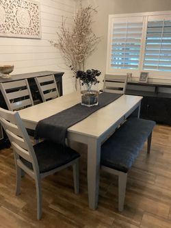 Dinning Table