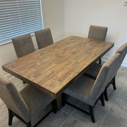 Wooden Farmhouse Style Dinner Table & Chairs