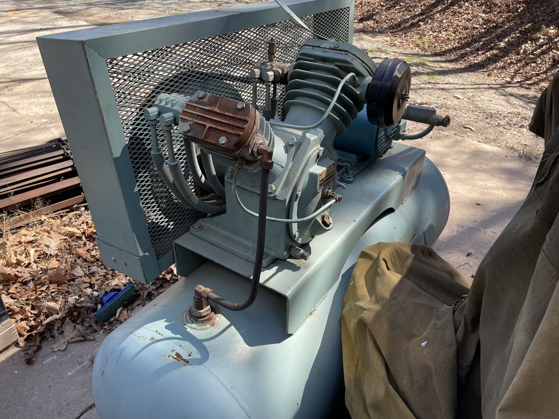 Air Compressor 