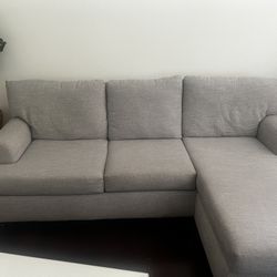 97” Living Spaces Sofa With Reversible Chaise 