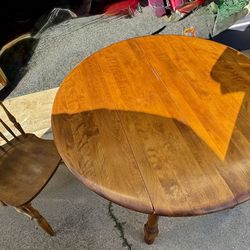 Vintage Watertown Slide Solid Oak Extension Table + 2 Leaves + 2 Chairs