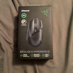 Wireless RAZER gaming mouse