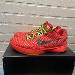 Kobe 6 Protro “Reverse Grinch” Size 11.5