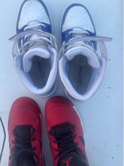 Dos pares de zapatos semi usados