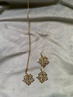 Costume jewelry set