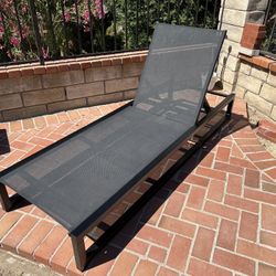 Long Outdoor Chaise Lounger  With 3 Positions Reclining 