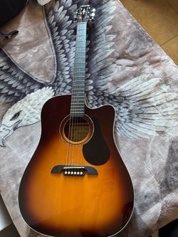 Alvarez Sunburst Dreadnought 6-String Acoustic Guitar Spruce Body Right-Hand