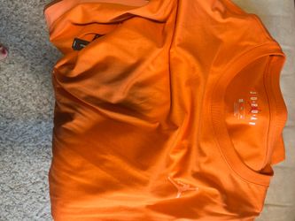 Jordan Men's Long Sleeve T-Shirt Size MediumJordan