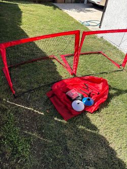 Soccer goal set