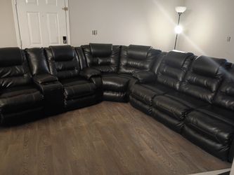Furniture/Purses /washer and dryer