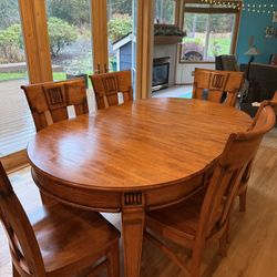 Solid Wood Round Dining Table with 6 Chairs – Excellent Condition