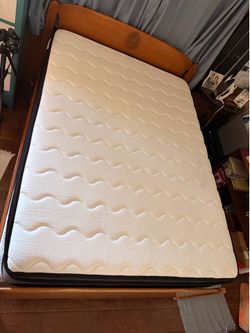 Full Size Solid Wood Bed and Mattress Set