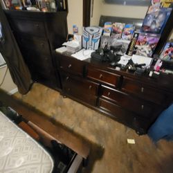 Full Real Wood Bedroom Set King Slay Bed, 2 Dressers,  1 Nightstand