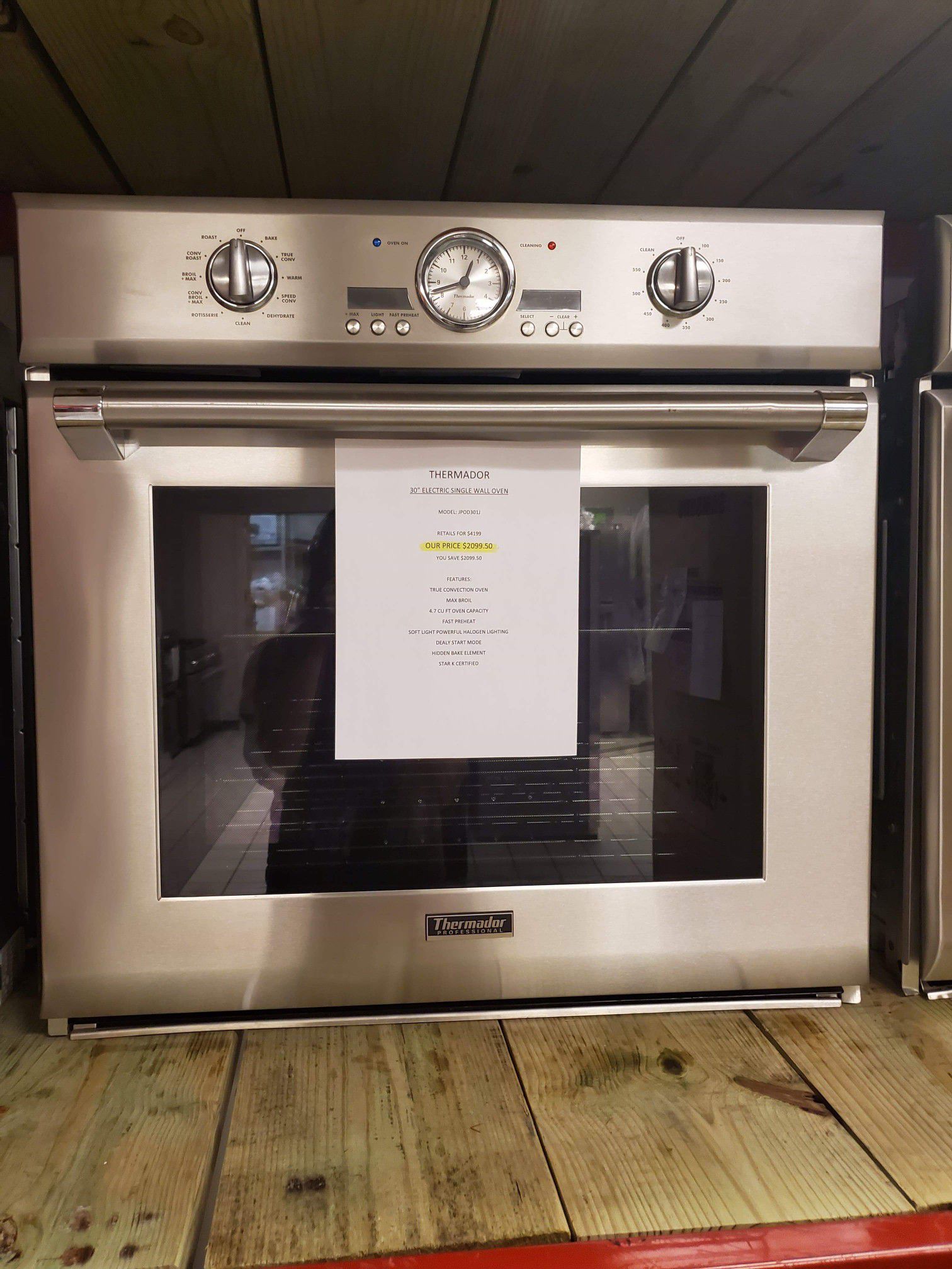 THERMADOR 30" ELECTRIC SINGLE WALL OVEN