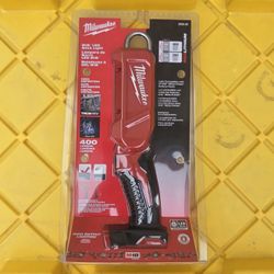 Milwaukee
M18 18-Volt Lithium-lon Cordless 400-Lumen LED Stick Light (Tool-Only