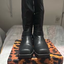 Women’s Boots