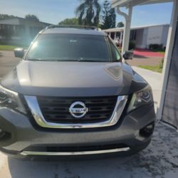 2018 Nissan Pathfinder
