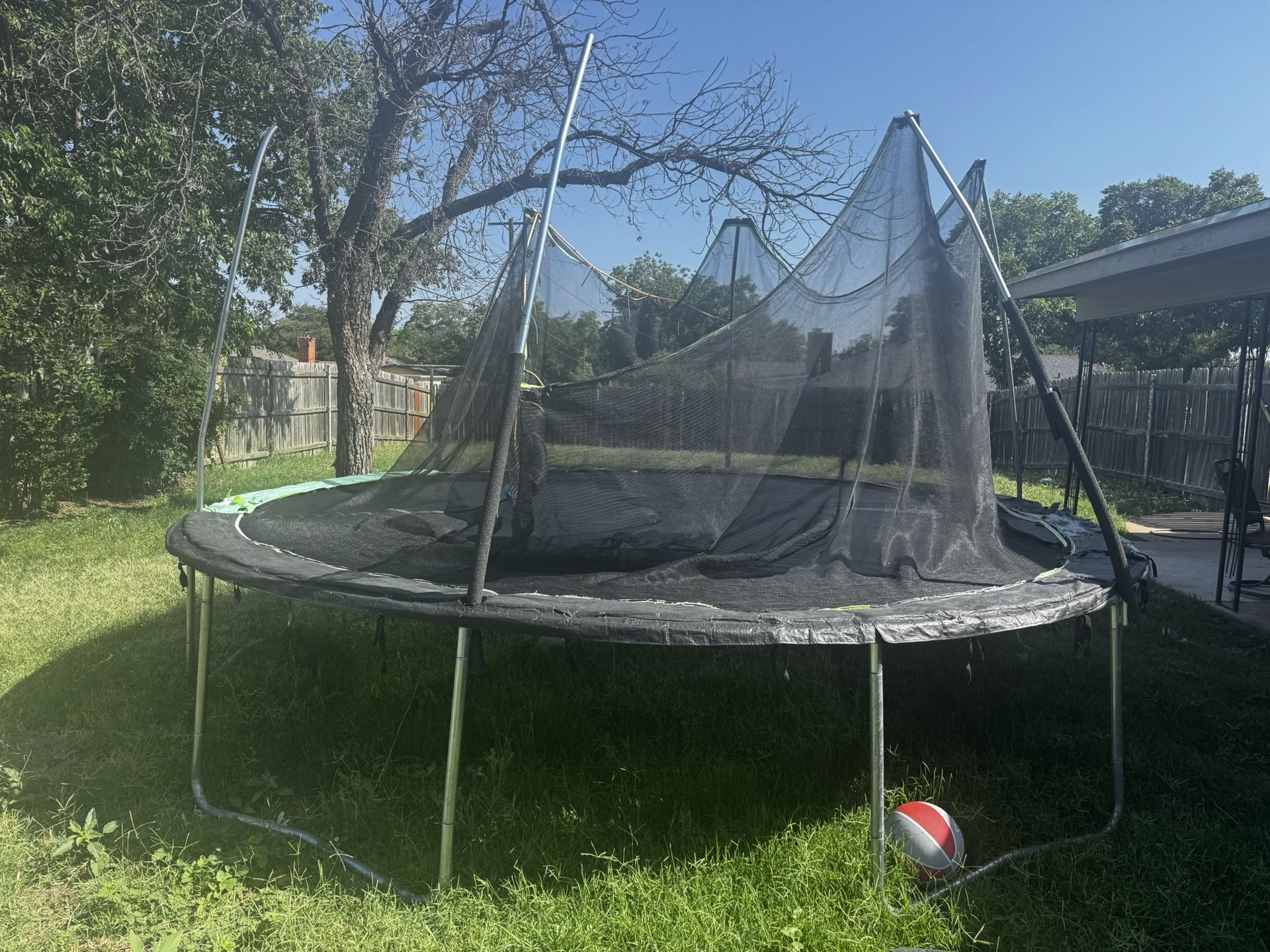 14 Ft Trampoline