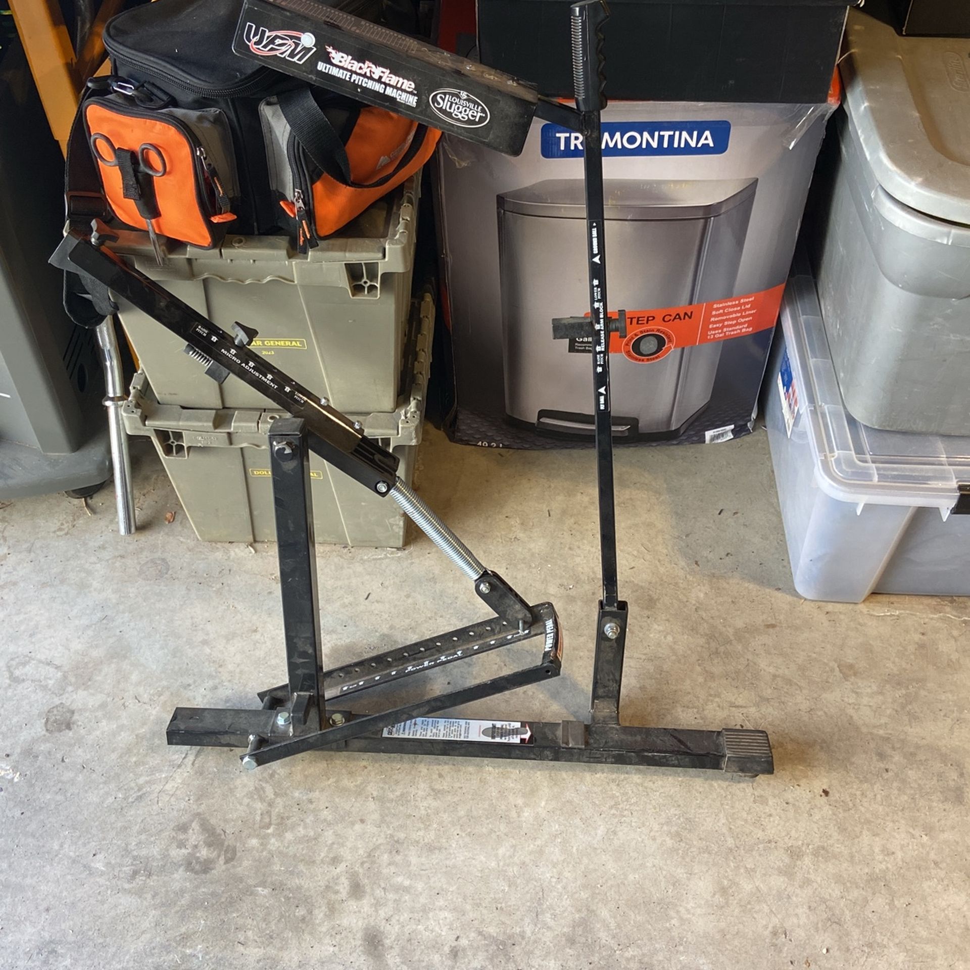 baseball pitching machine