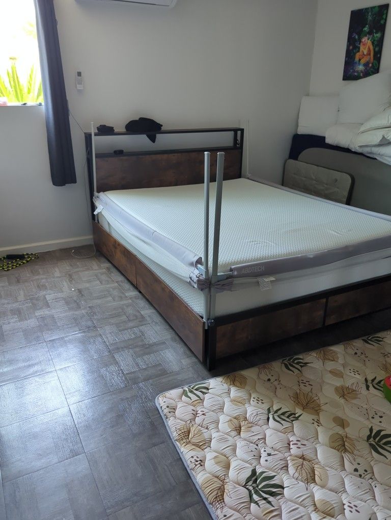 Bed Frame 