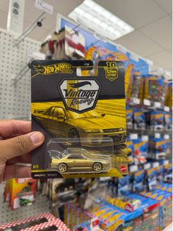 Hot Wheels Vintage Racing Chase Skyline