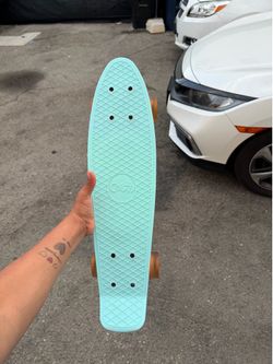 Mini cruiser skateboard