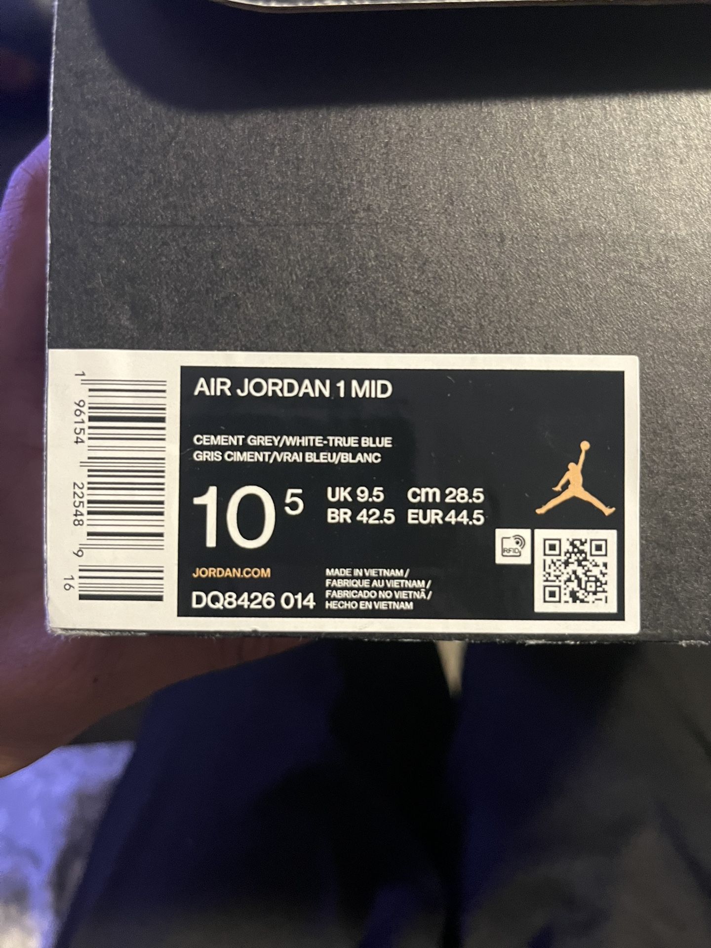 Air Jordan 1 Mids