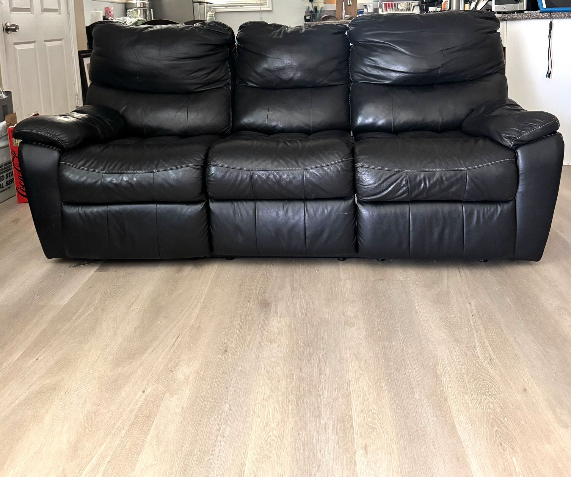 Ashley Furniture Sofa Couch Recliner 3 Seater