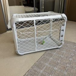 DIGGS Evolv Dog Crate 