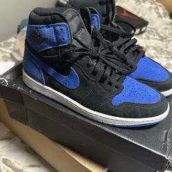 Royal blue Jordan 1s size 10