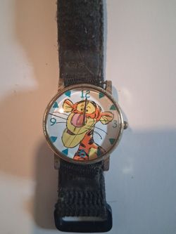 Tigger watch lot