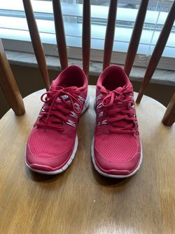 Nike Free Running Shoes Size 8 